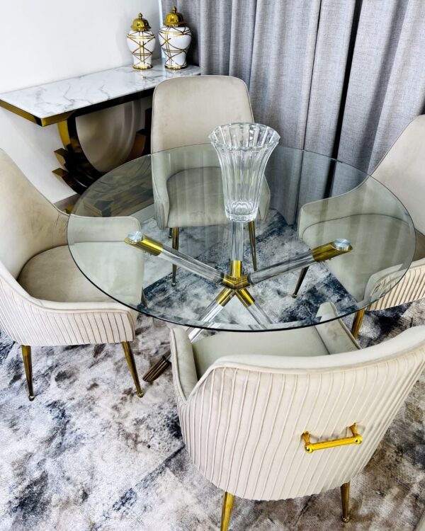 Layla dining Set